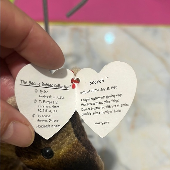 Ty COLECTORS SCORCH THE DRAGON BEANIE with Tyrannosaurus Rex Features - Picture 4 of 9